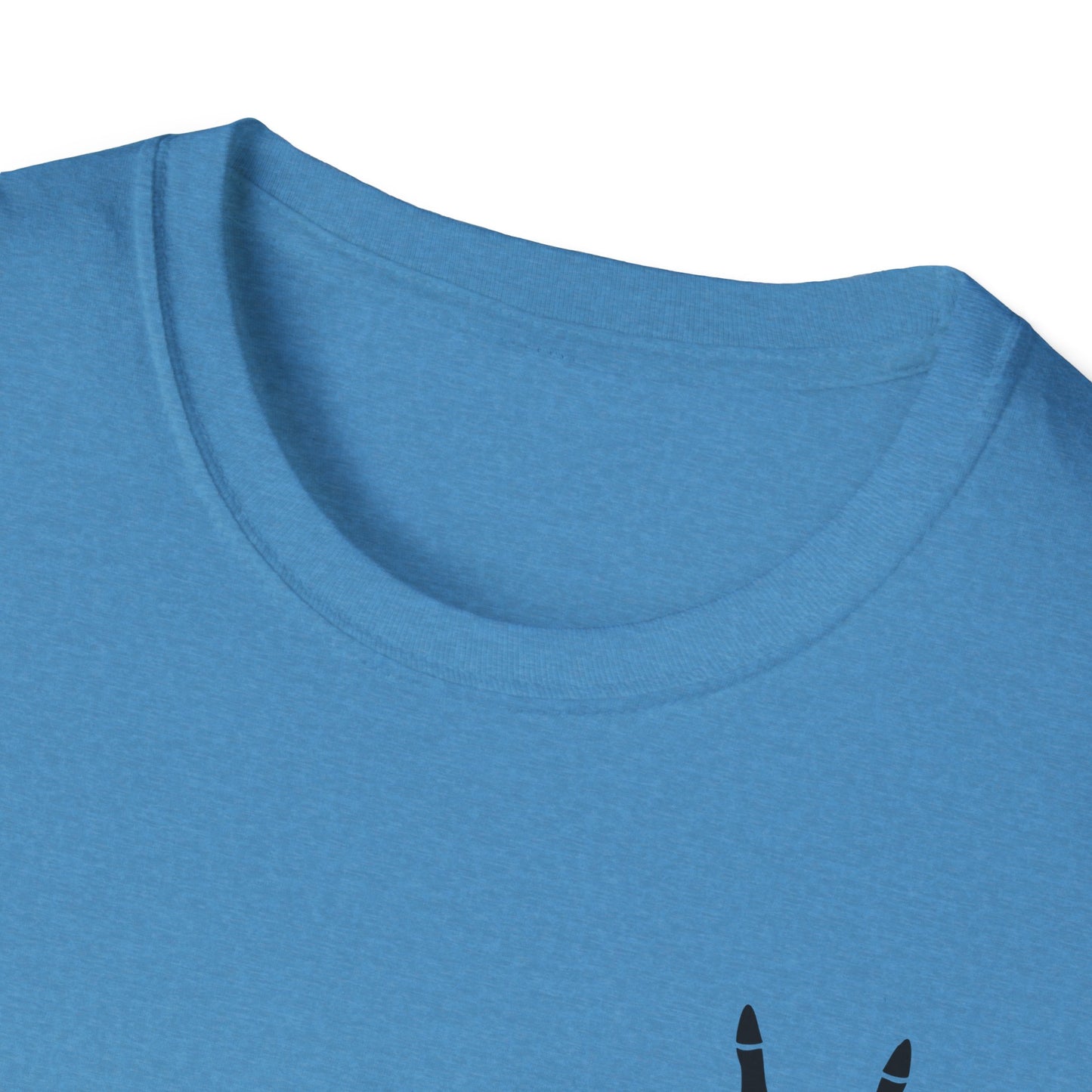 Loud Mouth Sports Mom - Unisex Softstyle T-Shirt