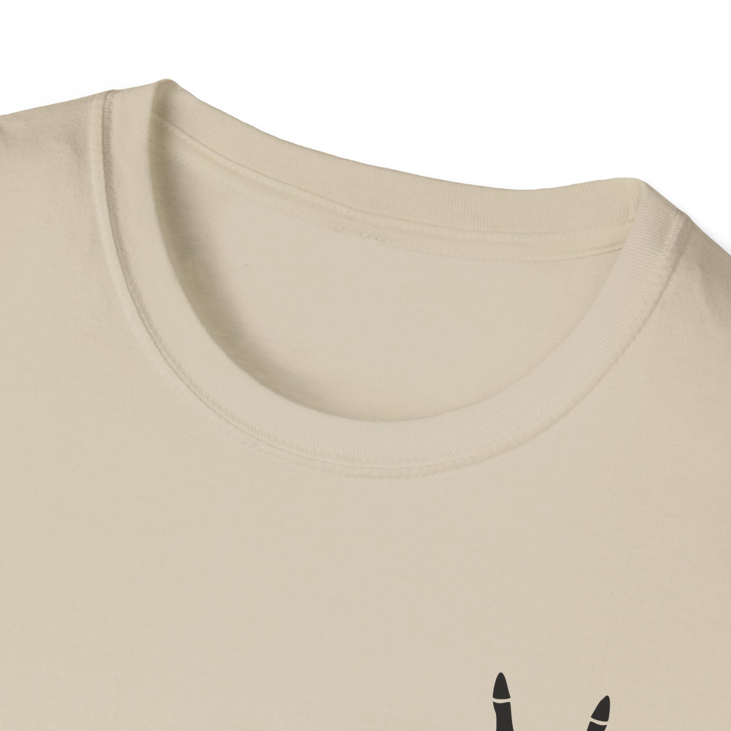 Loud Mouth Sports Mom - Unisex Softstyle T-Shirt