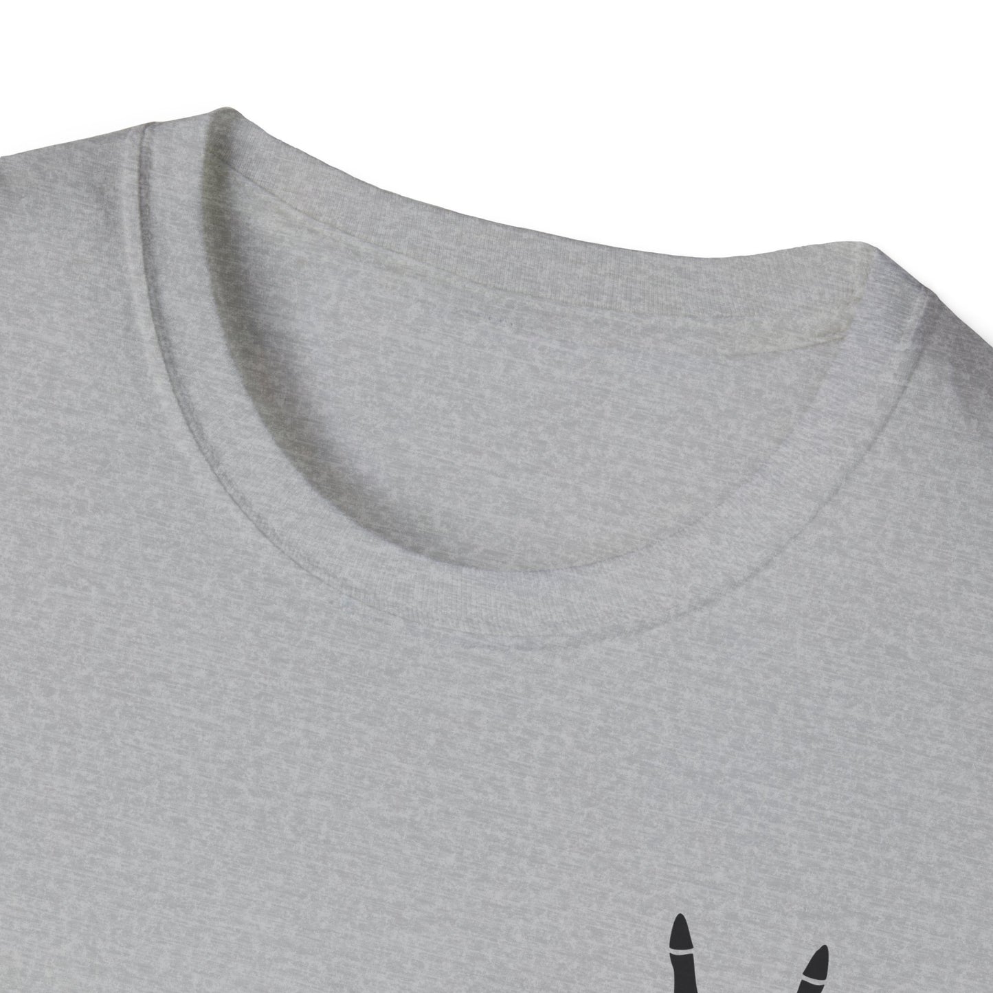 Loud Mouth Sports Mom - Unisex Softstyle T-Shirt
