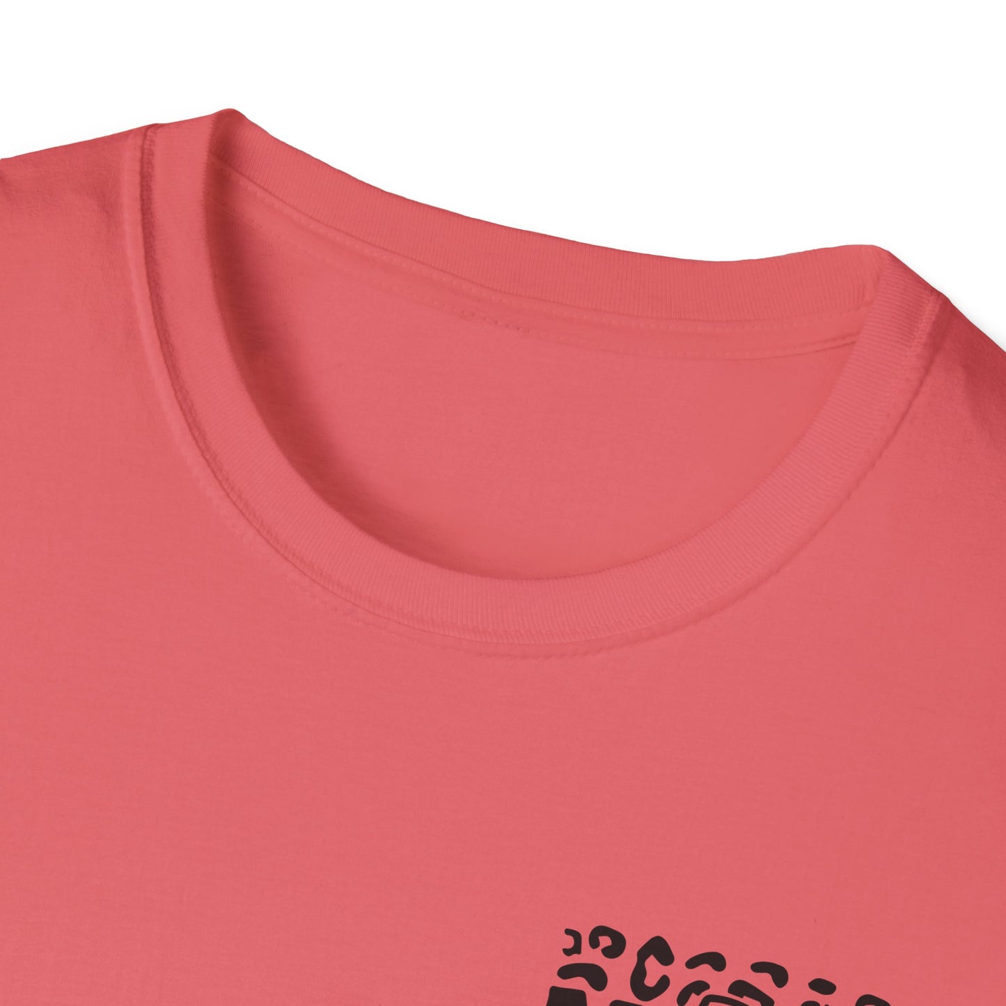 Overstimulated Mom Print - Unisex Softstyle T-Shirt