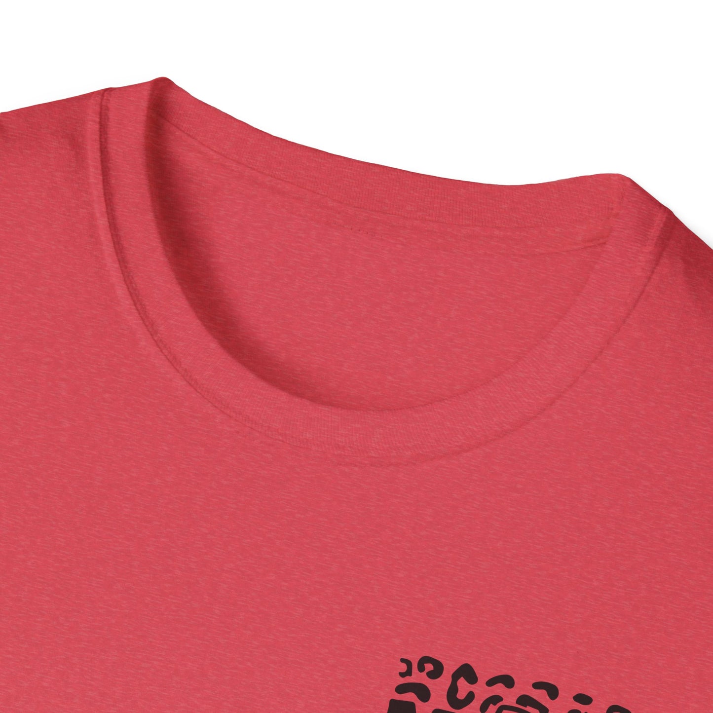 Overstimulated Mom Print - Unisex Softstyle T-Shirt