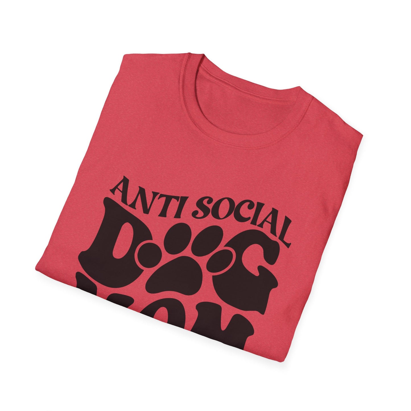 ANTISOCIAL DOG MOM - Unisex Softstyle T-Shirt