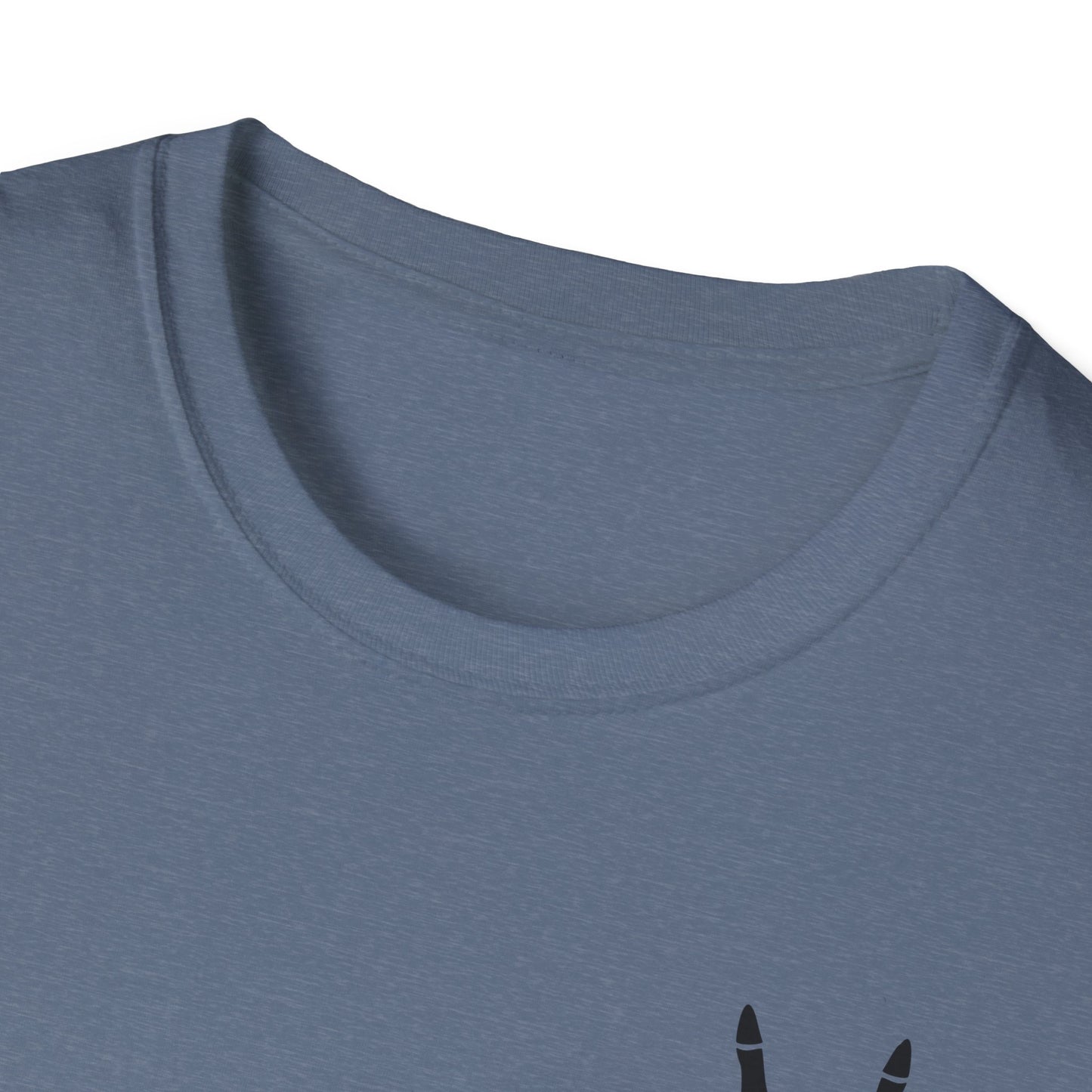 Loud Mouth Sports Mom - Unisex Softstyle T-Shirt