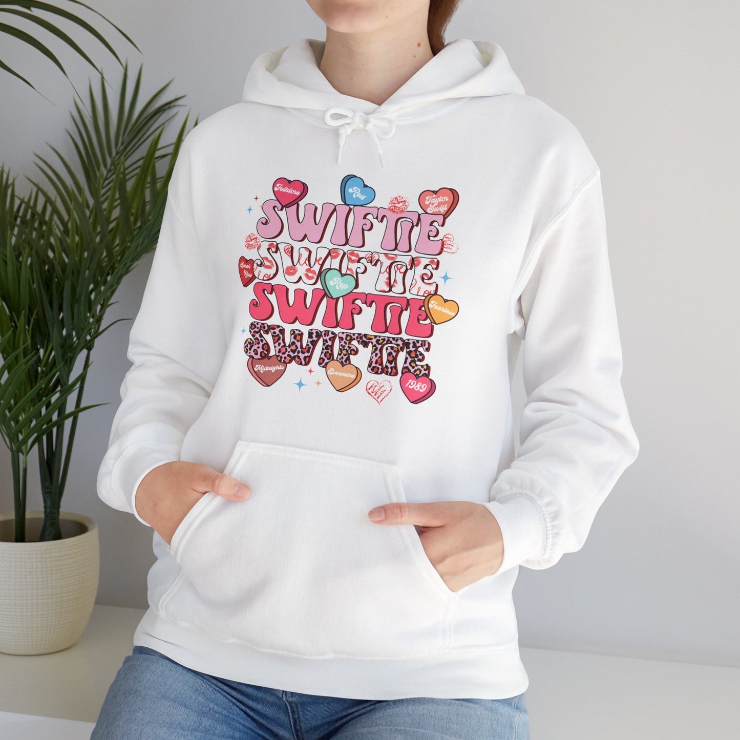 SWIFTIE - Hooded Sweatshirt