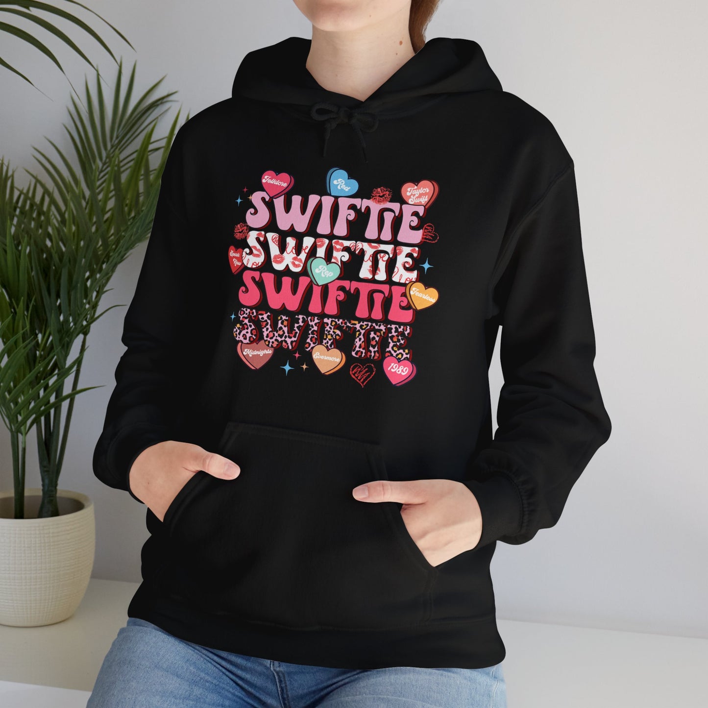 SWIFTIE - Hooded Sweatshirt