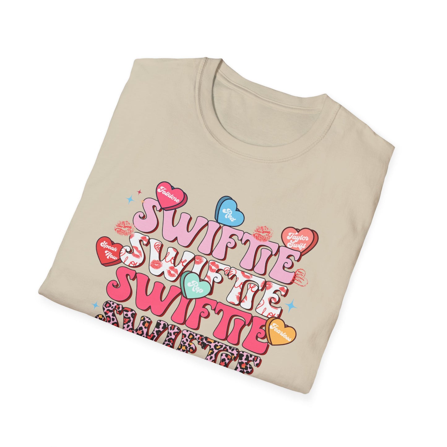 SWIFTIE - Unisex Softstyle T-Shirt